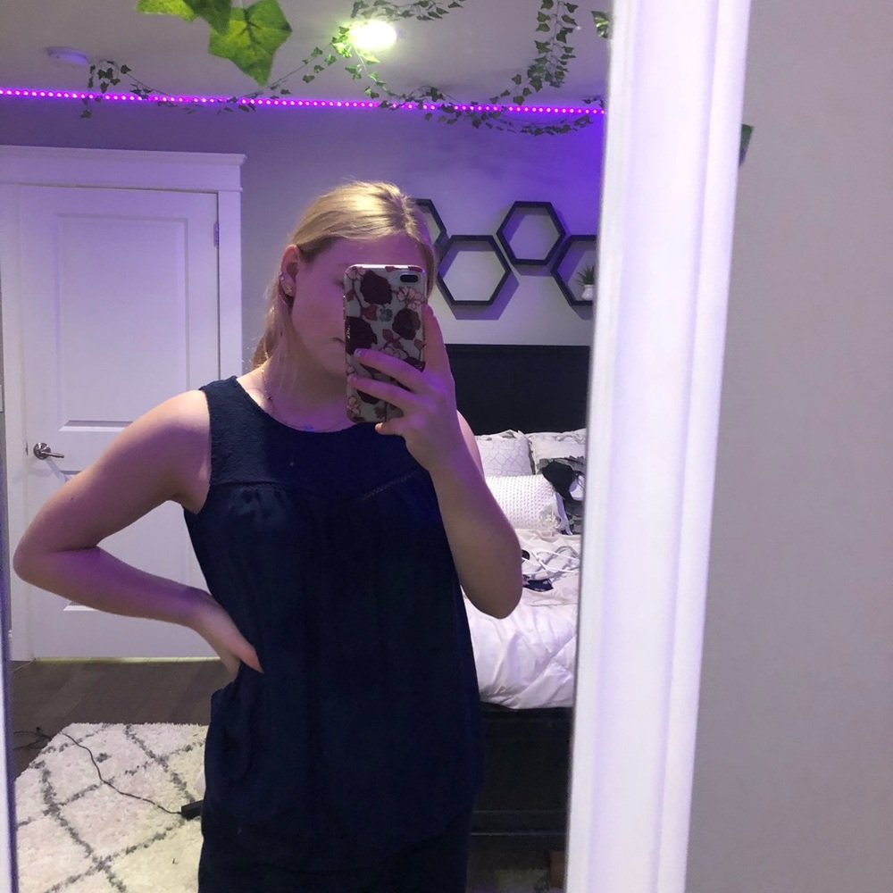 Old navy shirt